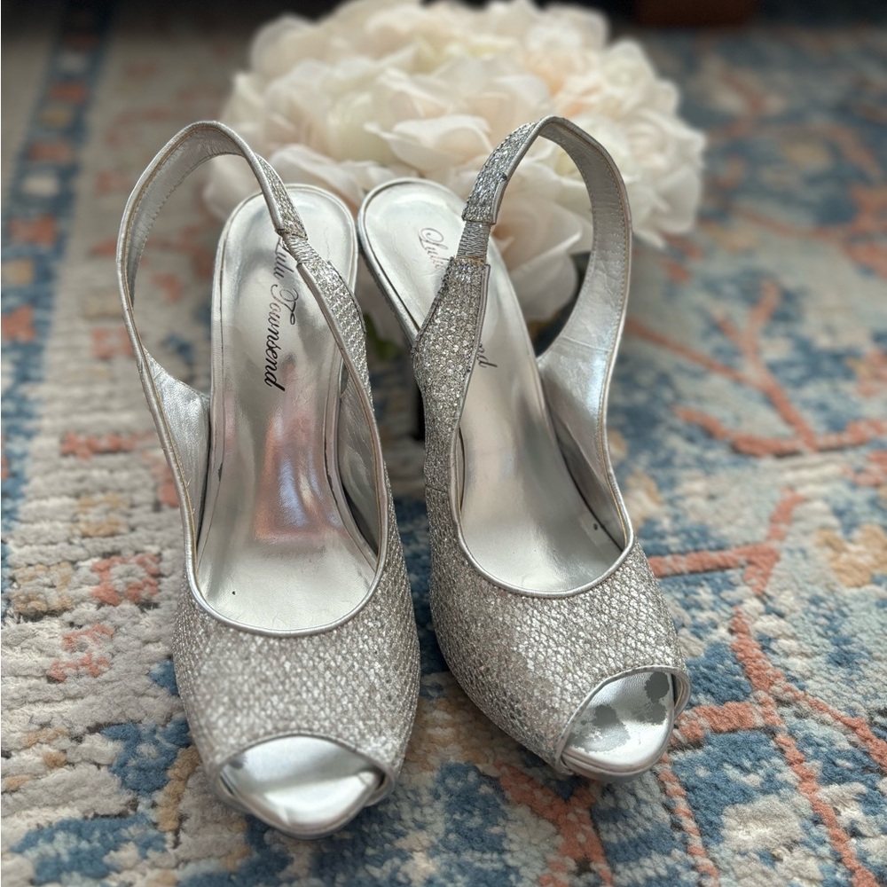 Lulu Townsend silver heels